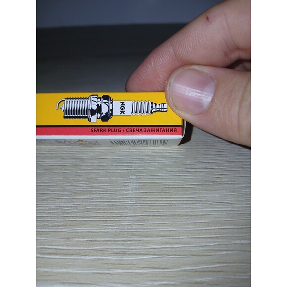 Set of 6 NGK Standard Spark Plugs DR6HS 4823  Made In Japan EAC New - Picture 16 of 16